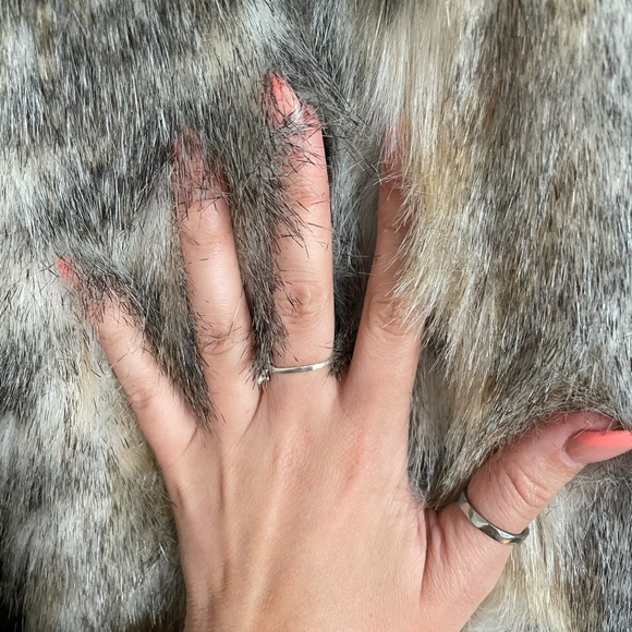 TOP SHOP faux fur jacket - Picture 4 of 4